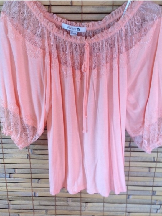 Forever 21 Tops - Forever 21 Lacey Flowy Blouse